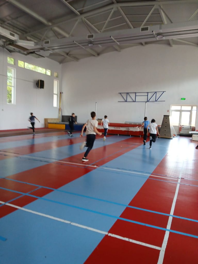 18c50609-e351-4c12-bdcf-7792b61f31ea