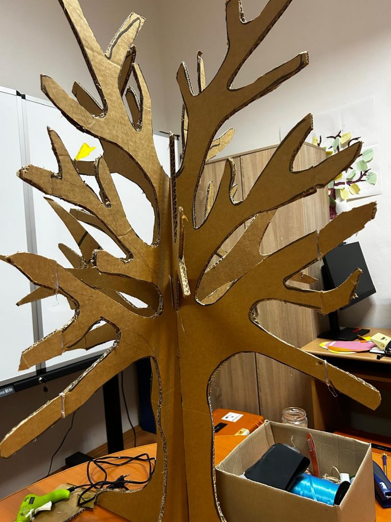 8069a5a6-eded-4e56-8d8c-d283b32b0c19